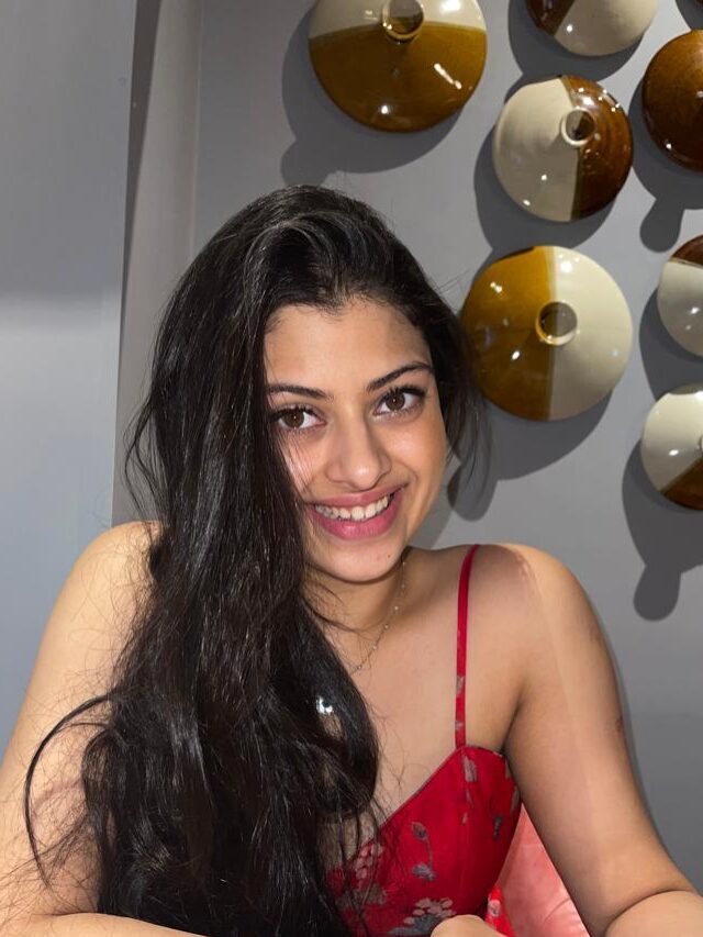 Who is Asha Bhosle’s secret dinner date for Japanese cuisine? Ask granddaughter Zanai Bhosle!