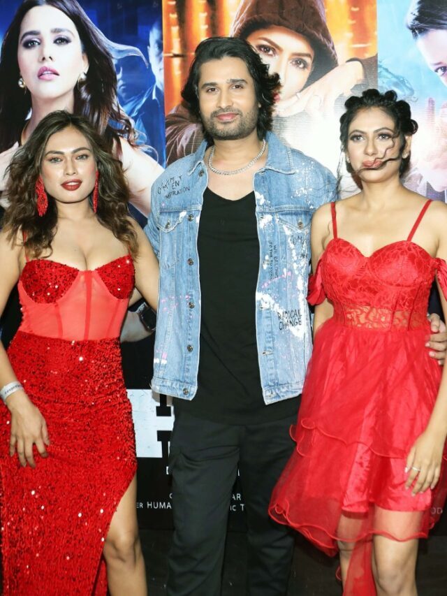 Yawar Mirza organised party for new song I M Here with Ruchikaa Maheshwarii, Huma Sayyed, Sahifa Shaikh & Swatie Ghatkar 2 Yawar Mirza organised party for new song I M Here with Ruchikaa Maheshwarii, Huma Sayyed, Sahifa Shaikh & Swatie Ghatkar