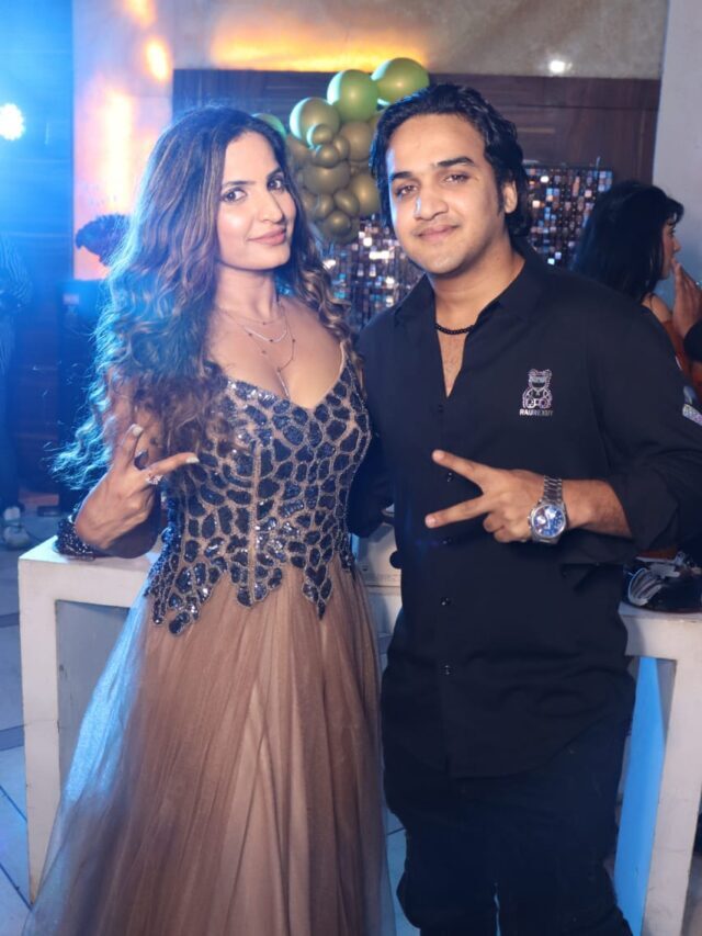 INDIAN SHAKIRA PIYU CHOUHAN BIRTHDAY BASH.