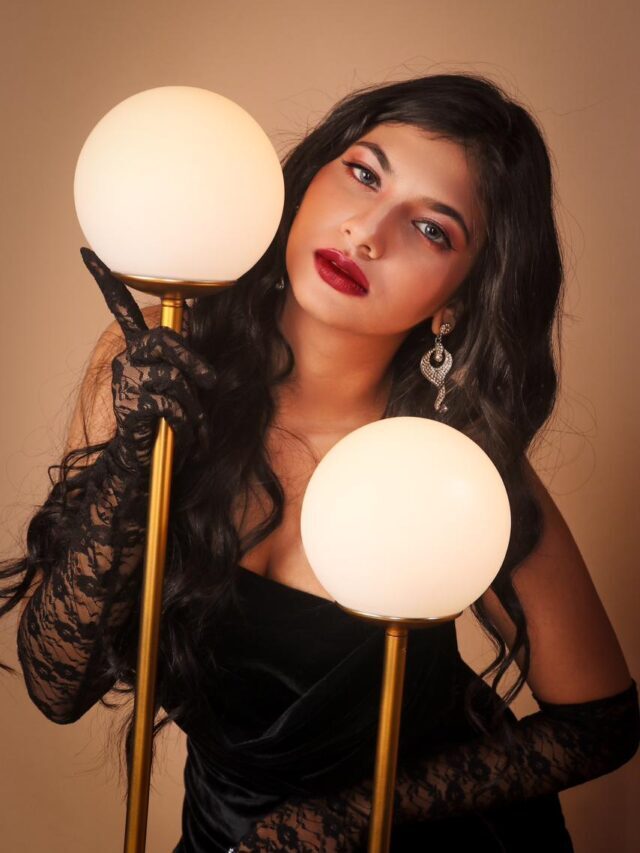 Gahna Wadhwa is all set to debut on the silver screen 2 Gahna Wadhwa is all set to debut on the silver screen