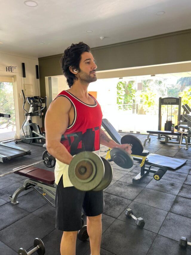 Trying to get fit? Allow Aditya Seal to train you! 2 Trying to get fit? Allow Aditya Seal to train you!