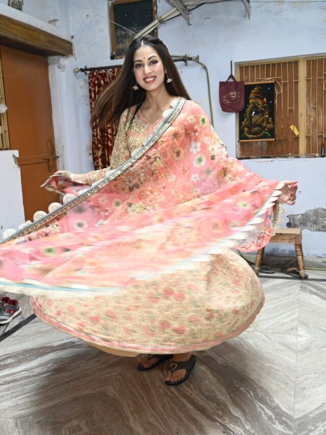 Vidisha Srivastava goes down memory lane as she visits her 100-year-old house in Varanasi