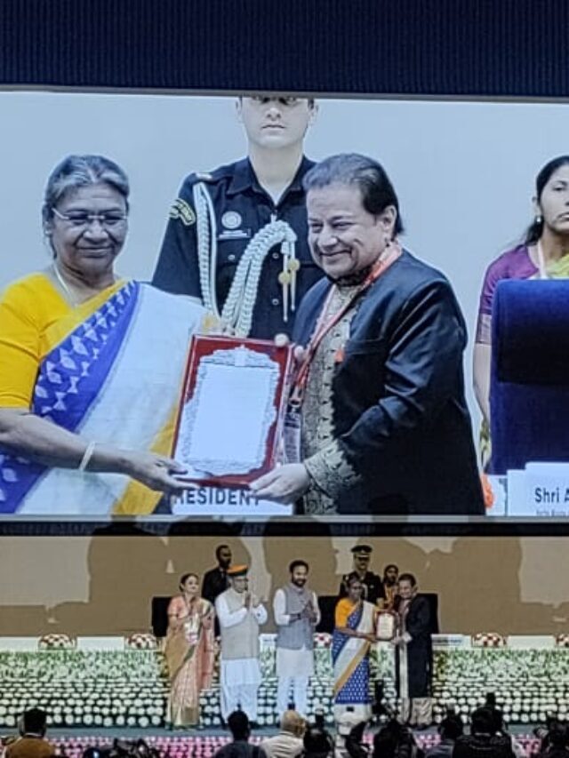 Bhajan Samrat Anup Jalota receives Sangeet Natak Akademi Award
