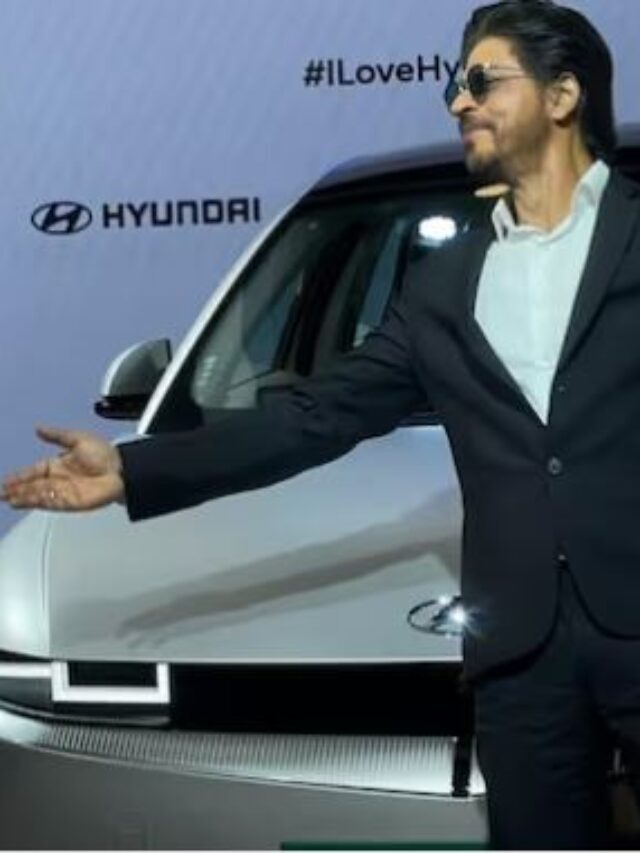 “Shah Rukh Khan Unveils Hyundai Ioniq 5 Electric SUV at Auto Expo 2023”