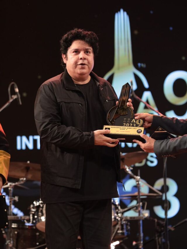 International Iconic Awards held amid much pomp and show!