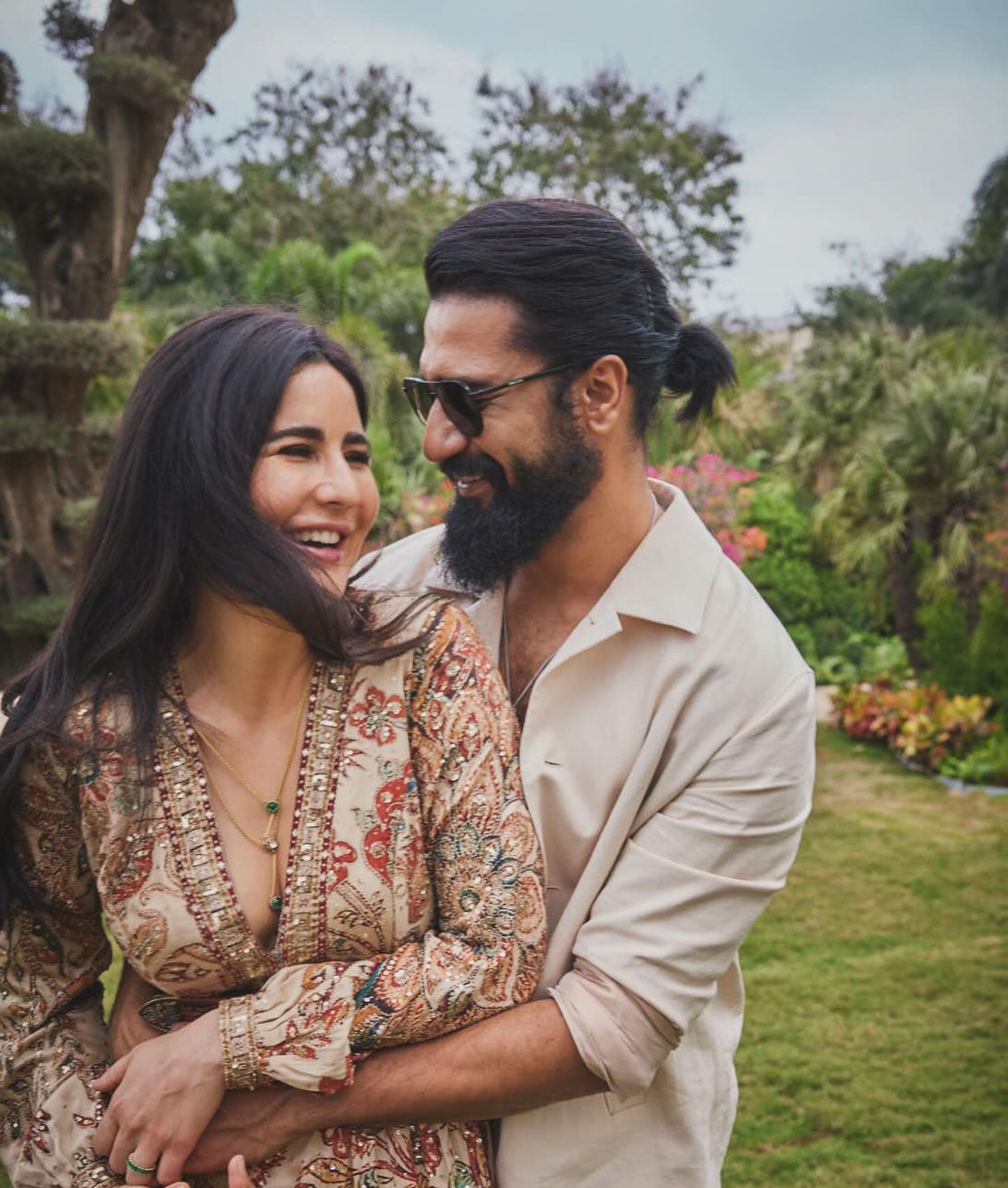 Airport Chic: Vicky Kaushal and Katrina Kaif's Stylish Departure 2 428693976 18342025321118856 2013754200988624087 n