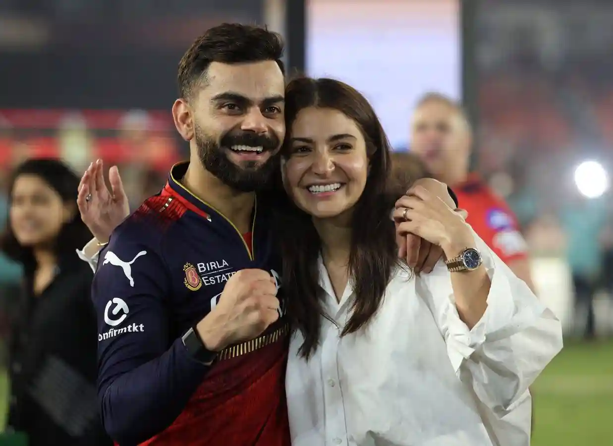 Anushka Sharma And Virat Kohli's Quiet Vrindavan Visit Wins Hearts Online