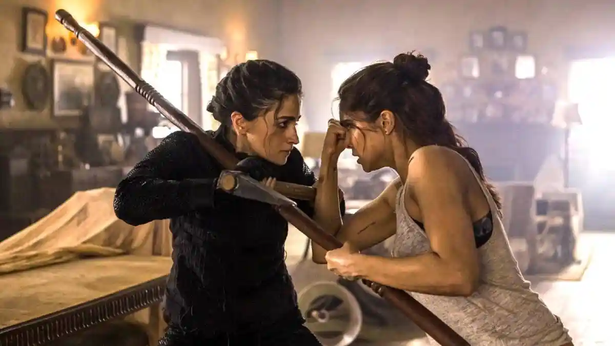 Alpha Inches Closer To The Rs 50 Crore Mark As Alia Bhatt And Sharvari Fight Against The Odds