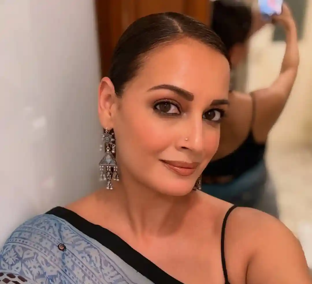 Dia Mirza Calls Out Bollywood Beauty Standards And Her Words Are Hitting A Nerve