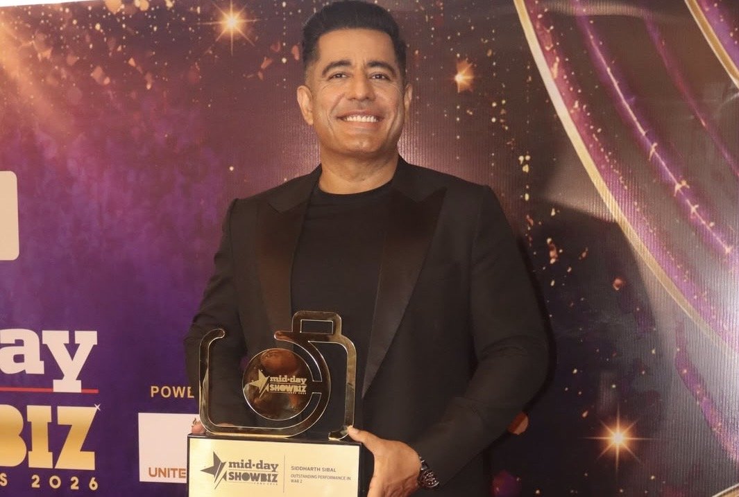 Actor Siddharth Sibal Wins Prestigious Midday Award for Outstanding Performance