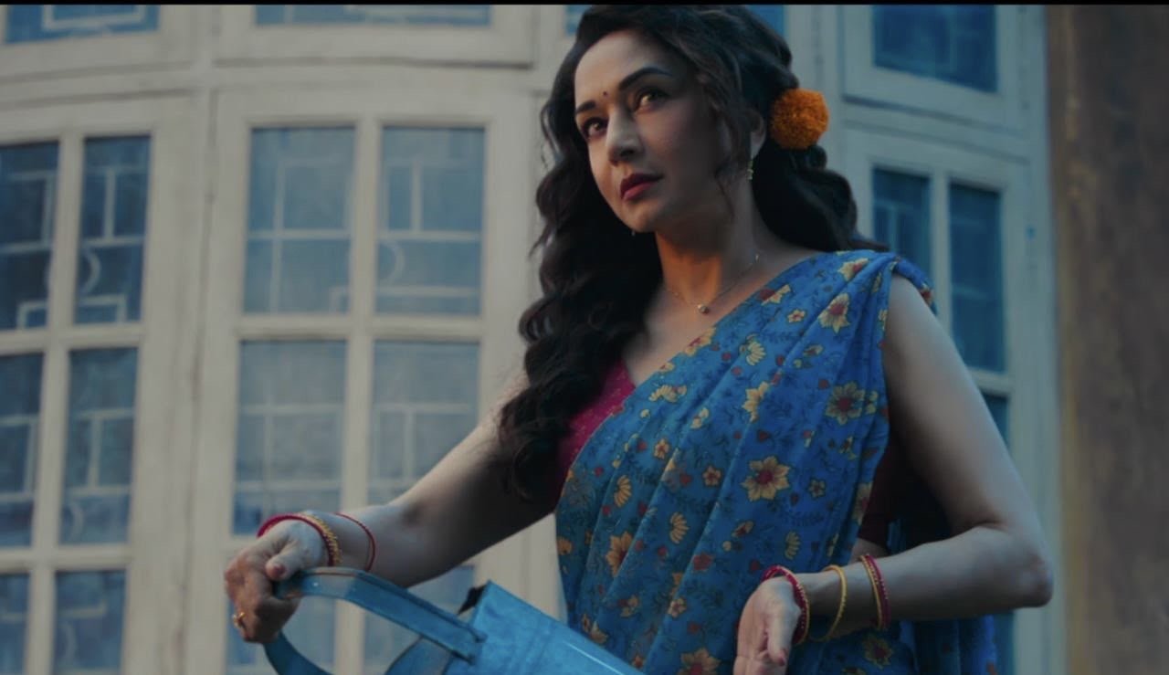 Madhuri Dixit's Fan Distributes Fruit Saplings from his Chaat Shop to Celebrate the Release of Maa Behen