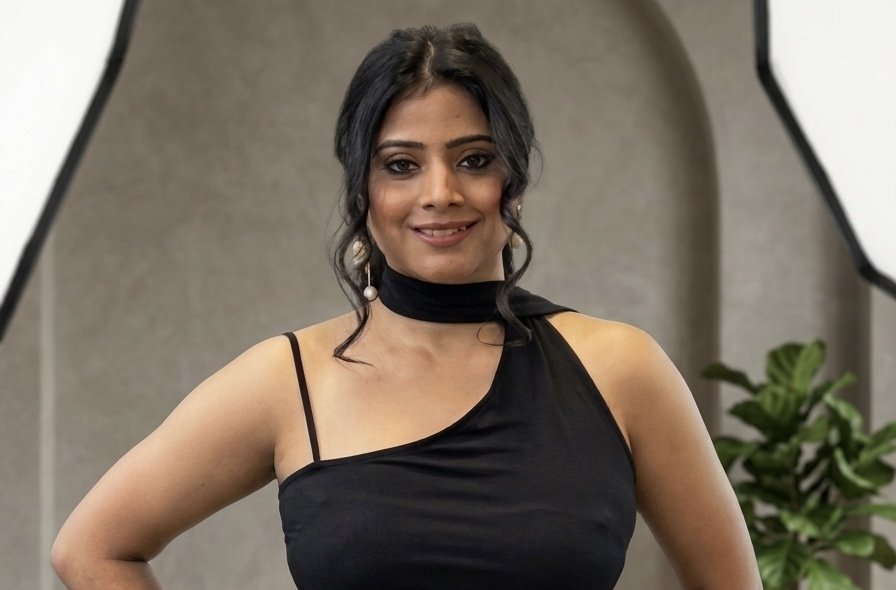 Television Actress Joohi Pal Returns to the Screen with Pati Brahmchari on Dangal TV
