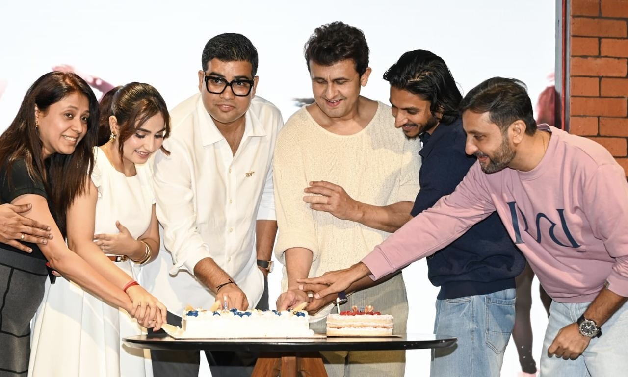 Sonu Nigam lends his voice to his first Hindi-Haryanvi song ‘Chunni