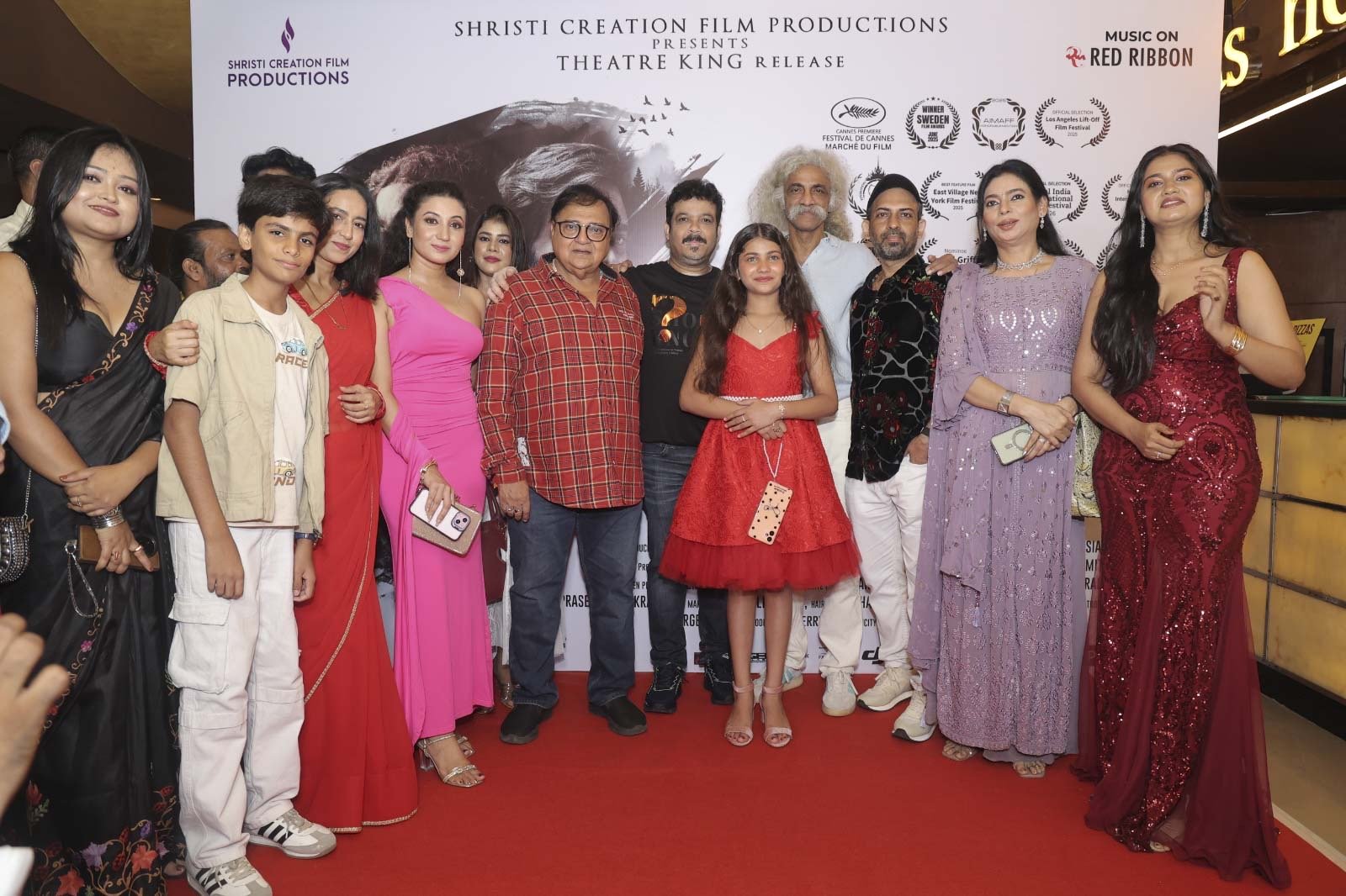 Rakesh Bedi & Makarand Deshpande Join Director Prasenjit Chakraborty at the Grand Trailer Launch of ‘Chindi Pakad’, Exploring the Unseen World of Ragpickers
