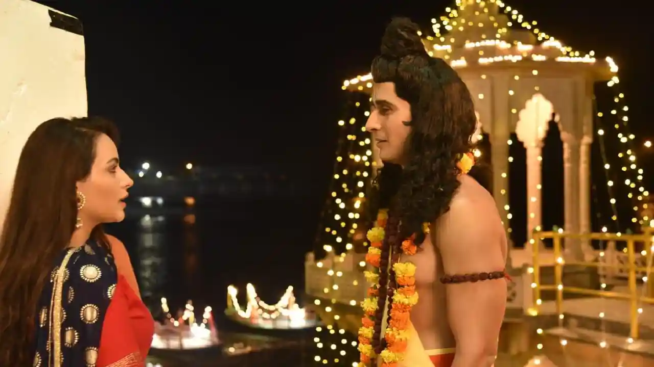 Why Rajneesh Duggal, Aanchal Munjal and Abhishek Duhan starrer Mandali Feels More Relevant Today