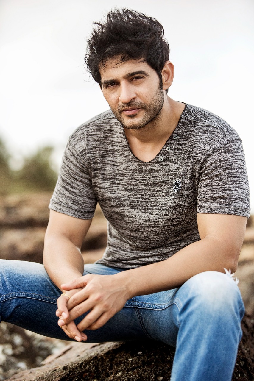 Hiten Tejwani praises Swaran Ghar: The content of the show is different and relatable, especially the way it deals with different relationships