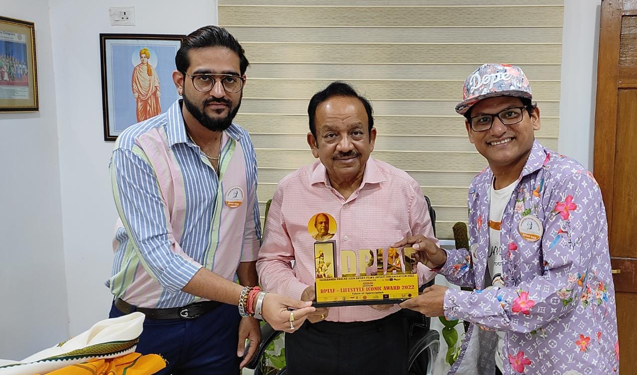 4th DADASAHEB PHALKE ICON AWARD FILMS National & DPIAF- life style iconic award 2022 24th November at Mumbai