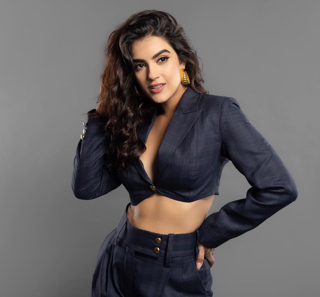 Middle Class Love Actress Kavya Thapar who has never fallen in love in real life, says, "Saisha's character made me witness what real love is all about."