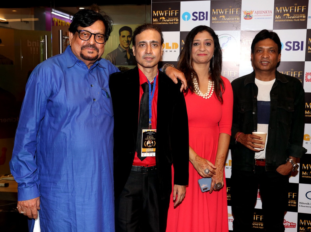 At 5th Moonwhite Films International Film Fest 2022 'Behijaab' Music video featuring Anup Jalota, Koyal Tripathi Directed By Devashish Sargam ( Raj ) was premier and launched