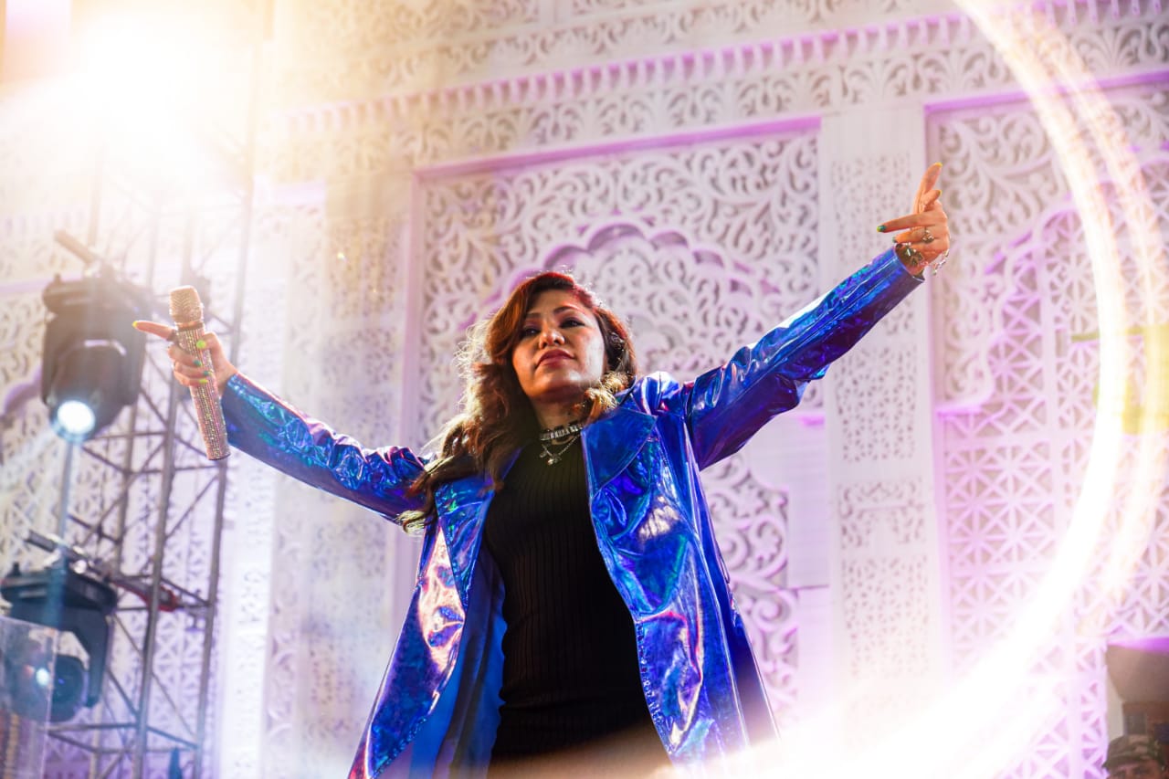 Tulsi Kumar wows crowds in Assam and Jharkhand with her electrifying performances