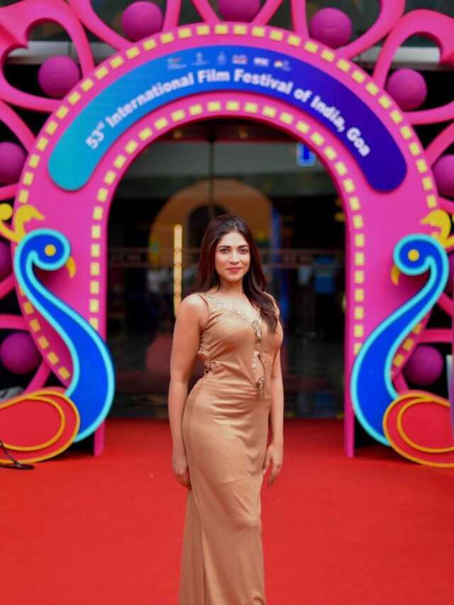 Iti Acharya Is a Fashion Queen with her trendy Style Statements