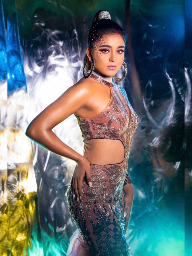 Sumbul Touqeer’s the youngest rank-holder in the Top Global Asian Celebrity List for 2022!