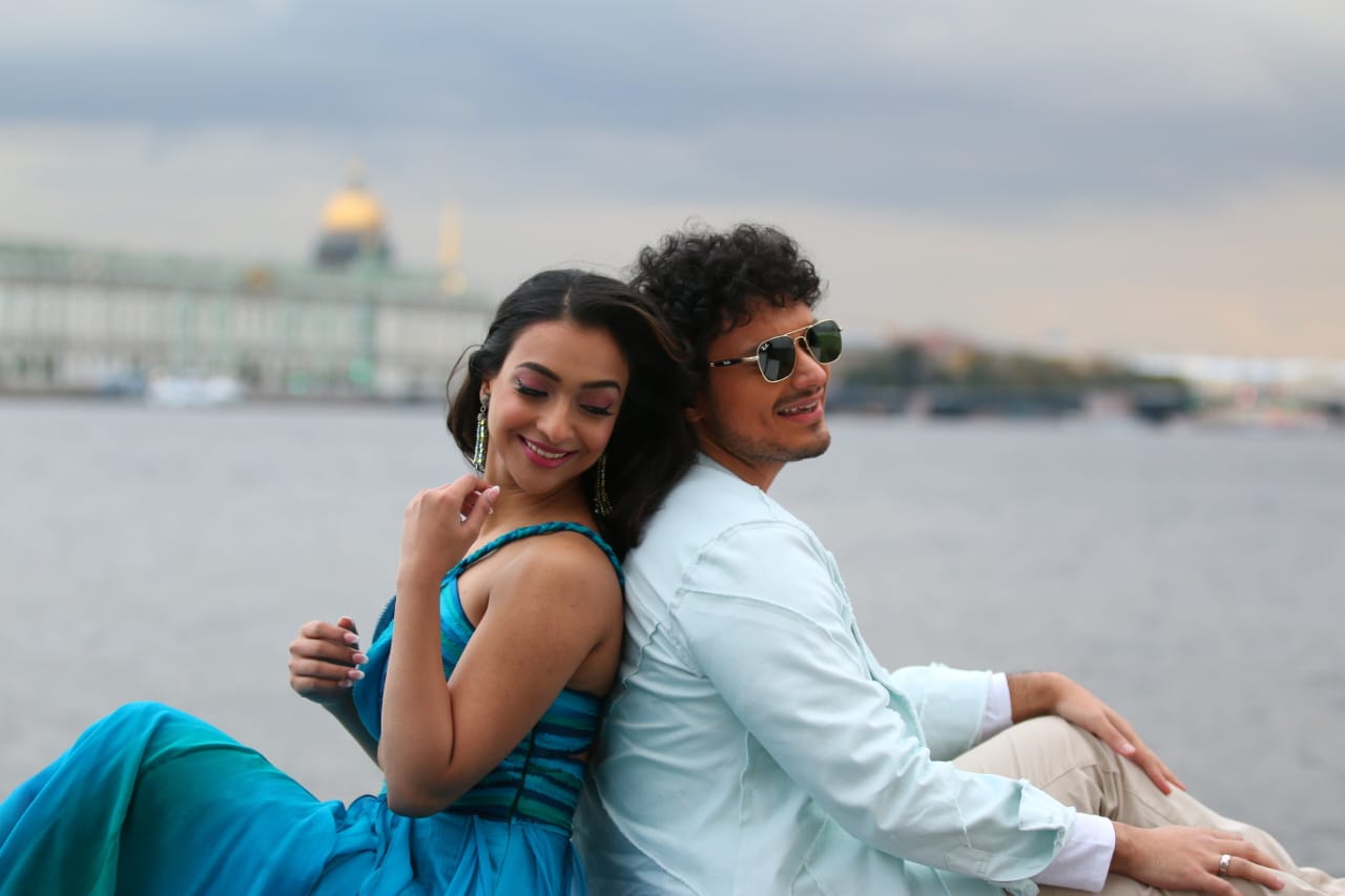 Arijit Singh's latest track "Tera Hua" from Bad boy launched at Zee Cine Awards, leaves audiences begging for more