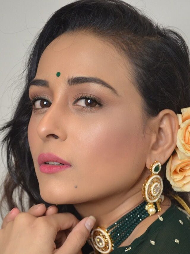 Love triangle fever grips Hindi GEC: Sneha Jain says these kind of stories build curiosity and has a good Vs evil side to it that excites viewers