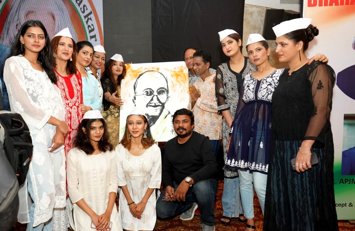 Made in India, Swadeshi Fashion Runway and Dr. A.P.J. Abdul Kalam Bharat Puruskar ceremony by Sonia Mayers