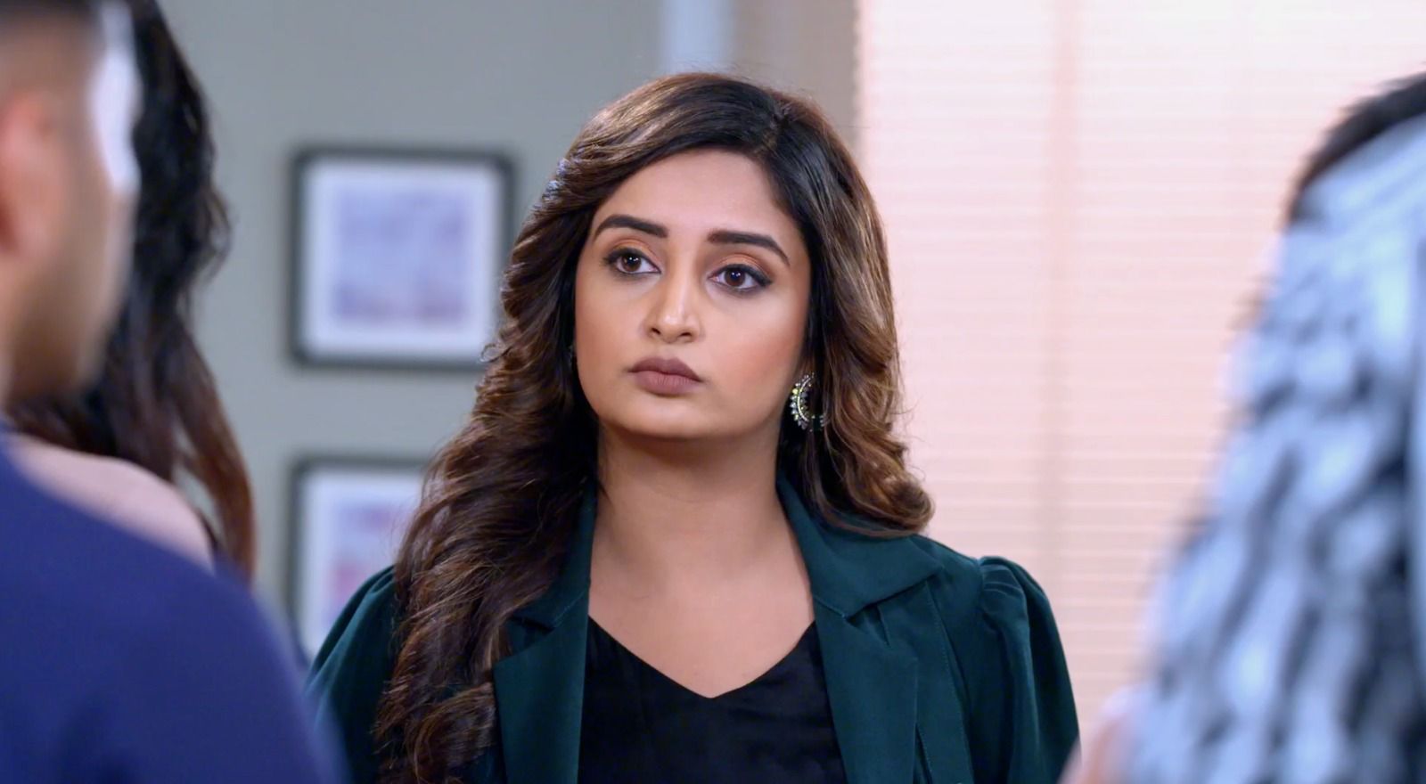 Pyar Ka Pehla Naam Radha Mohan: Damini ask the employees to trouble Radha