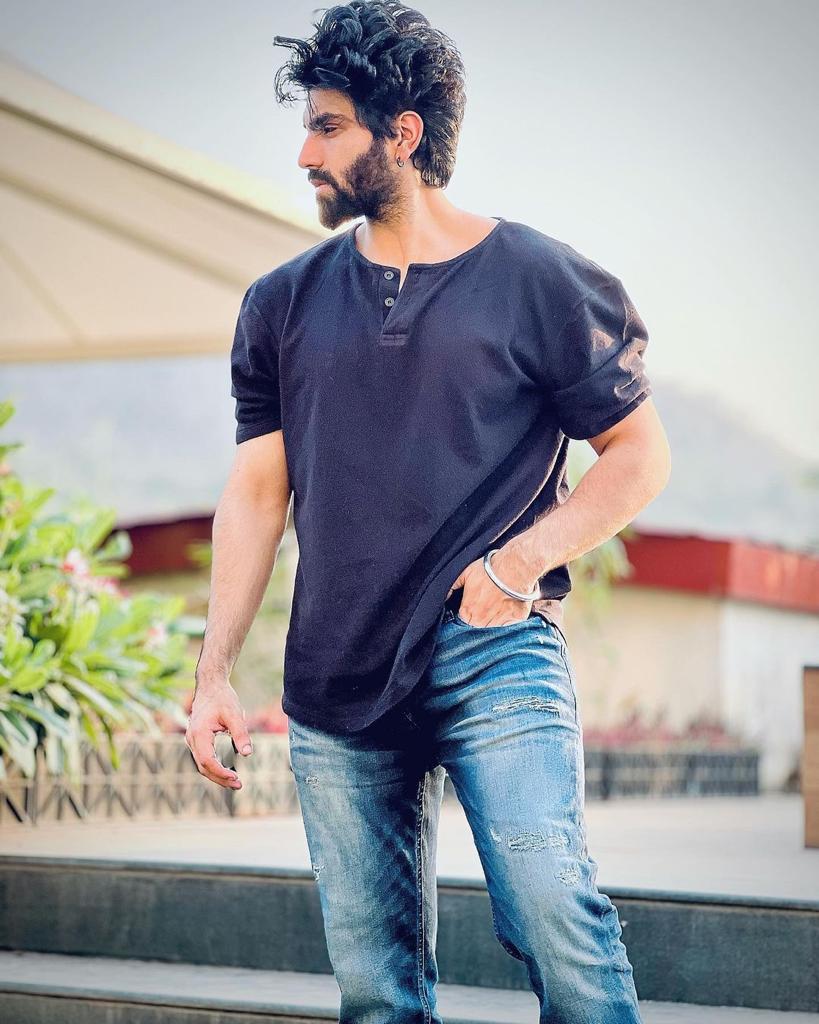 Singer Laqshay Kapoor Thrilled with the Success of 'Dil Se Dil Tak' in Janhvi Kapoor and Varun Dhawan's 'Bawaal'