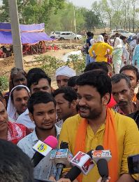 Unstoppable Spirit: Mithilesh Pathak's Inspiring Journey Ignites the Nation