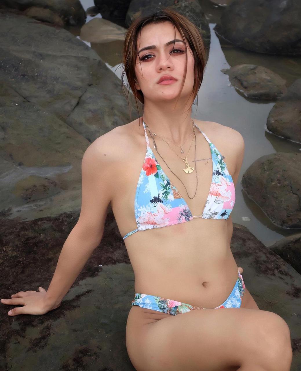 Aradhana Sharma Stuns in a Bikini: Beach Vibes and Fashion Inspiration