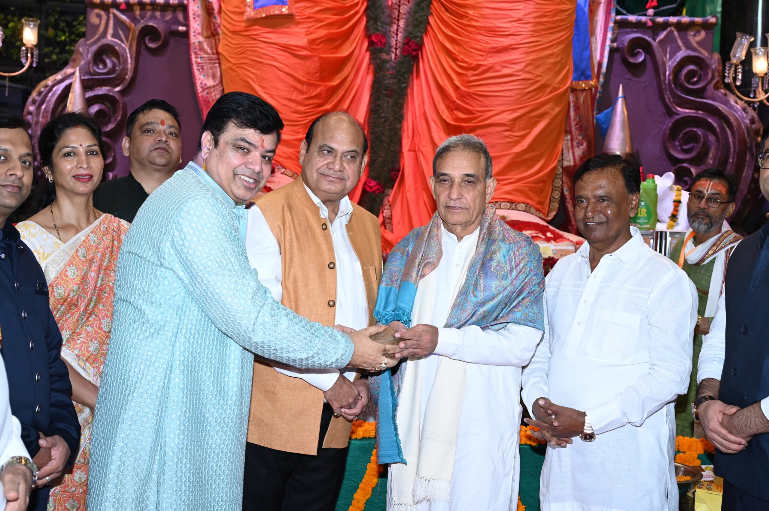 "BOOMERANGCHA RAJA" - World’s Tallest Eco-Friendly Ganpati Idol Bid Farewell with Grand Visarjan