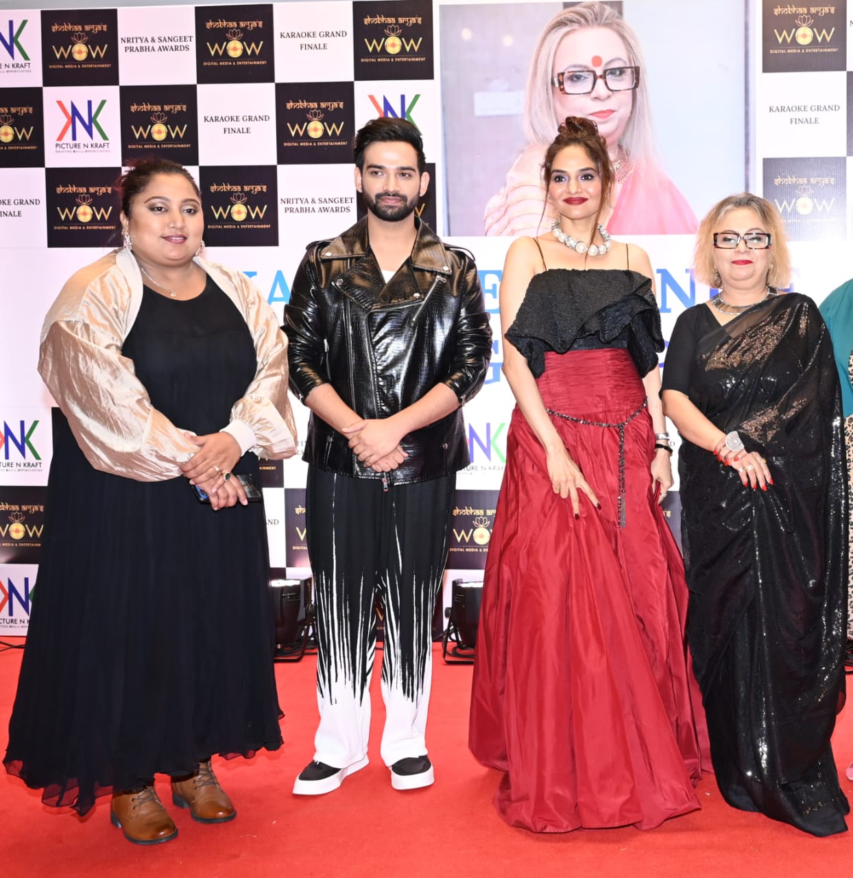 Shobha Arya Presents WOW KARAOKE KING & QUEEN CONTEST and NRITYA AND SANGEET PRABHA AWARDS