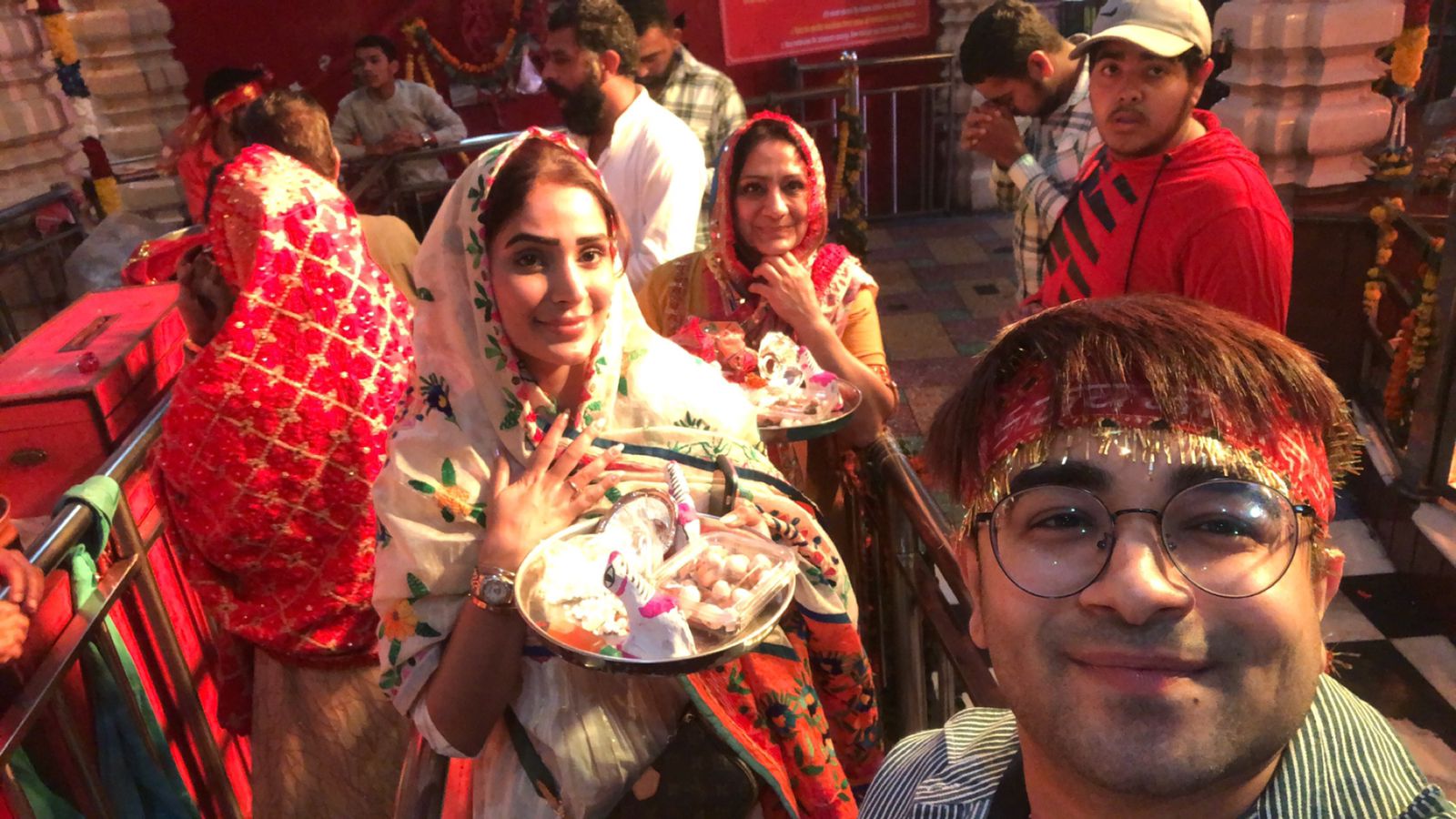 Alankrita Sahai's Heartwarming Gesture: Distributing Food Among Underprivileged Girls in Panchkula on Navami