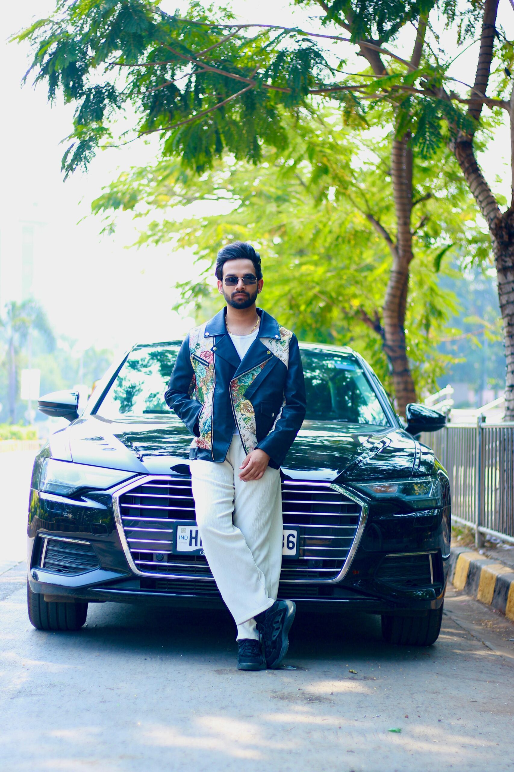 Vipin Bhardwaj Achieves Chart-Topping Success with 'Tera Main Deewana'