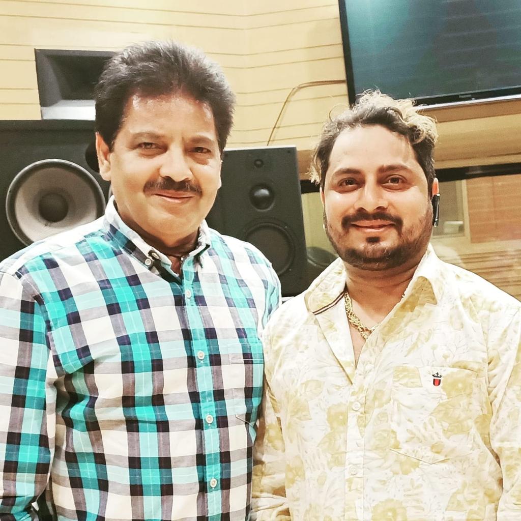 Theft Worth Lakhs at Bollywood and Bhojpuri Musician Munna Dubey's Mumbai Residence