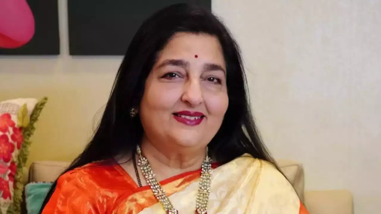Anuradha Paudwal's Political Foray: A Harmonious Transition to BJP