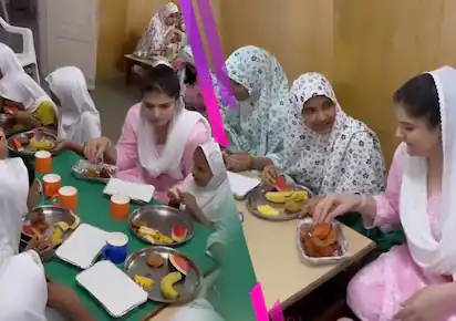 Zareen Khan's Heartwarming Ramadan Birthday Celebration with Orphaned Girls: A Lesson in Gratitude and Compassion