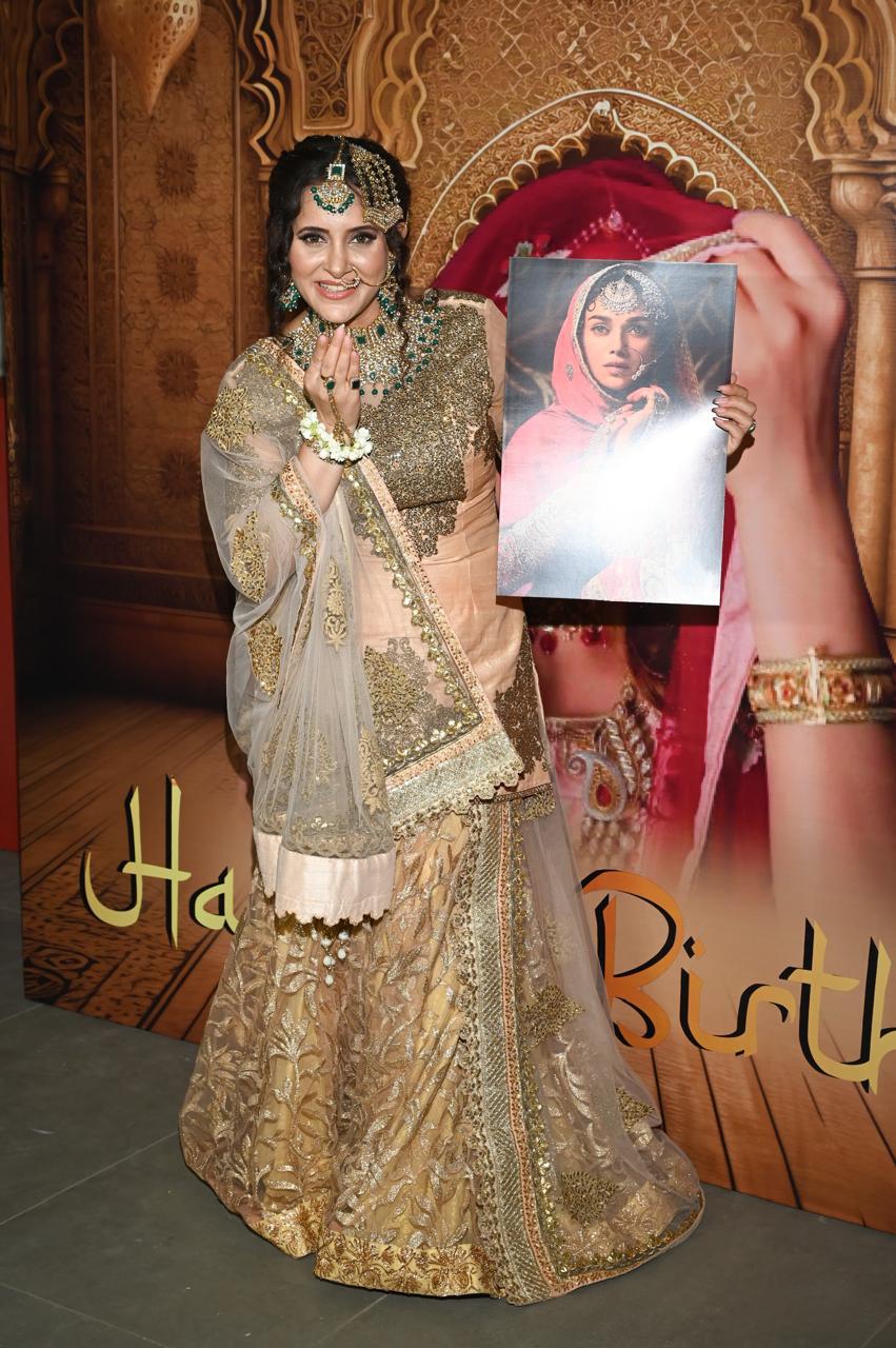 Shwetaa Khanduri's Heeramandi-Inspired Birthday Spectacle