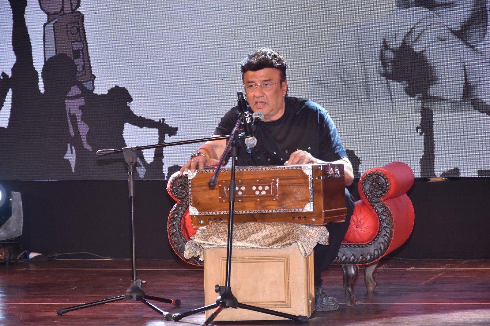 ISAMRA Sangeetmay Baithak Celebrates the 101st Birthday of Mukesh Ji