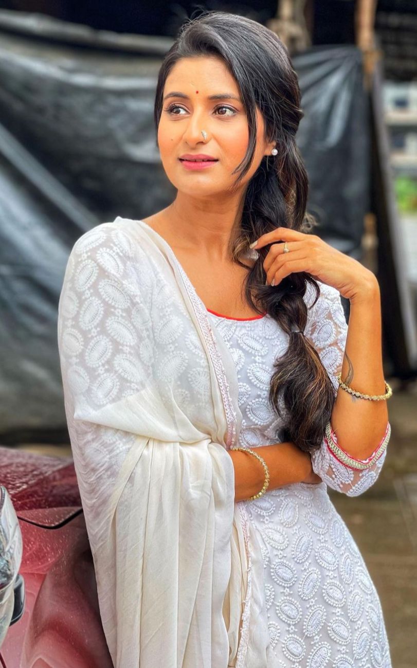 Actress Shiwani Chakraborty Expresses Heartfelt Tribute to Ratan Tata