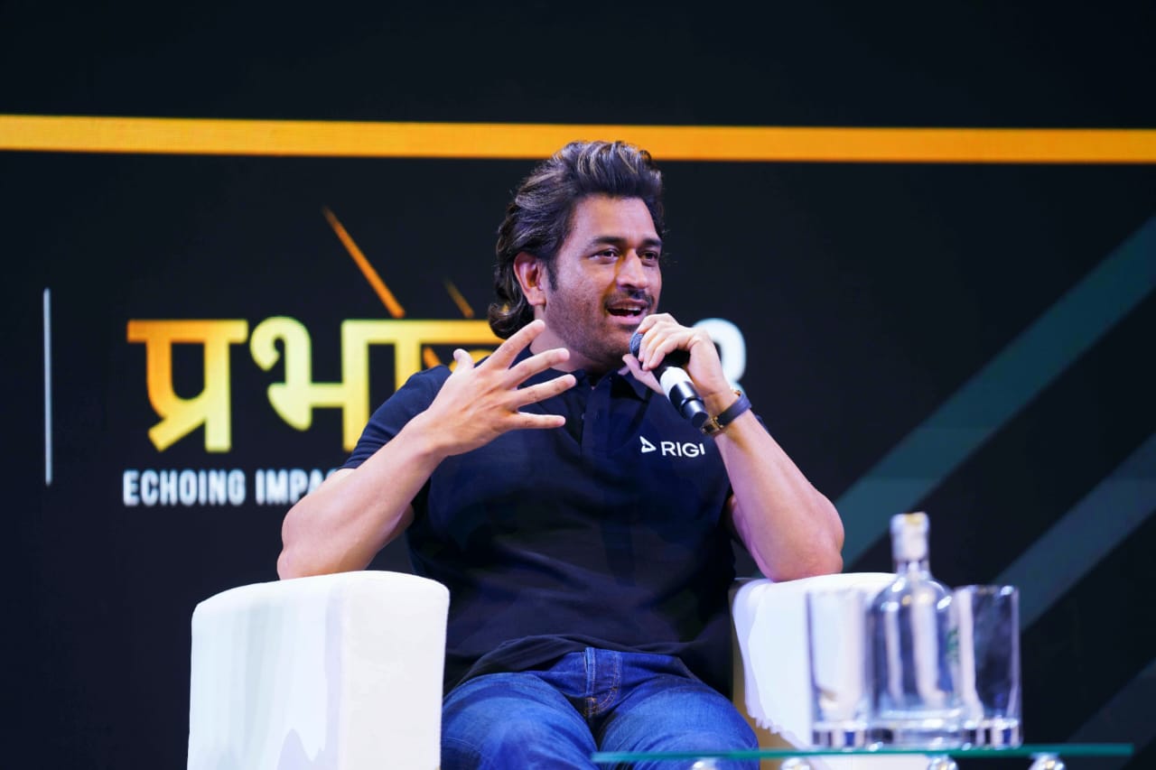 Dhoni's Fun with RiGi Digital Creators in Goa, Receives a Major Role for Jharkhand Elections!