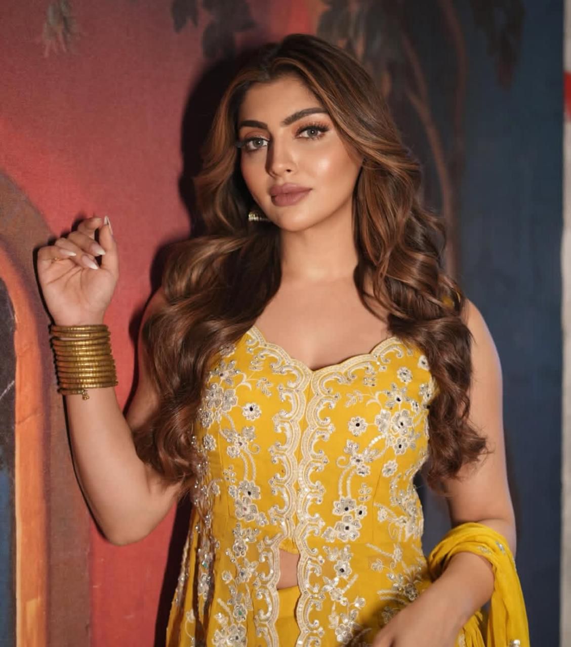 Akanksha Puri Stars in ALTT’s new Drama Dons and Darlings