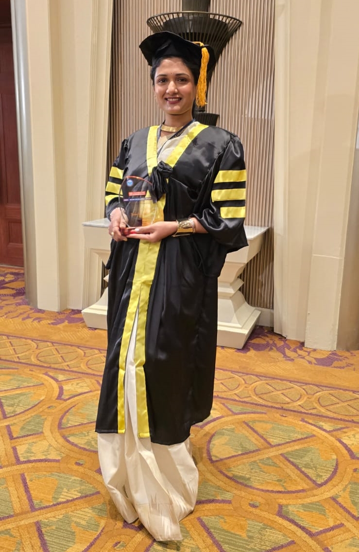 Double celebration for multilingual actress Eesha Agarwal