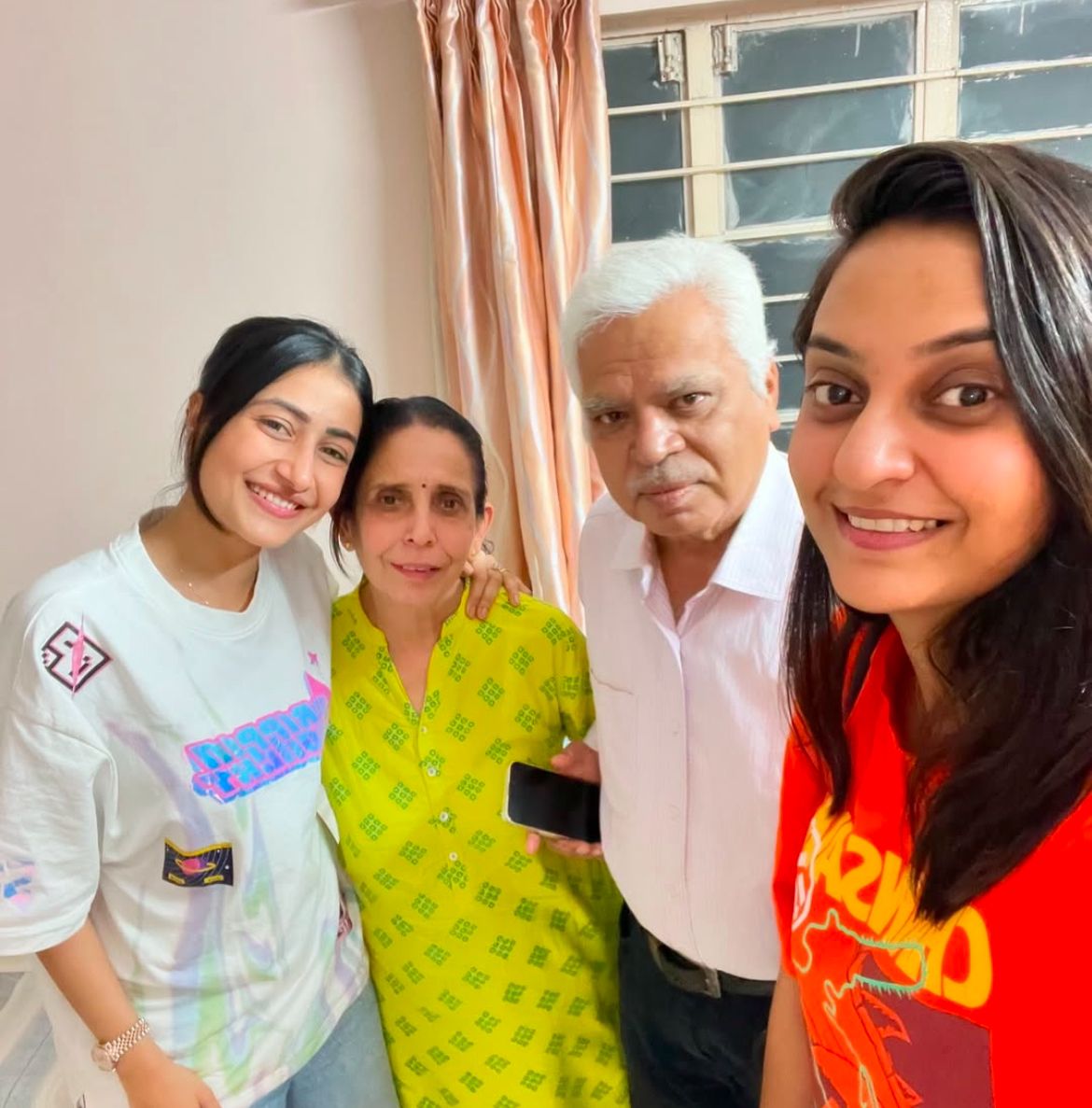 Dhanashree Verma’s Emotional Visit to Her Grandparents’ Home in Nagpur