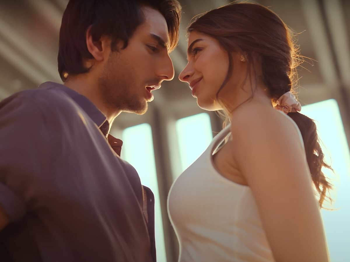 Nadaaniyan: Bollywood Stars Come Together to Back Ibrahim Ali Khan and Khushi Kapoor's Netflix Rom-Com