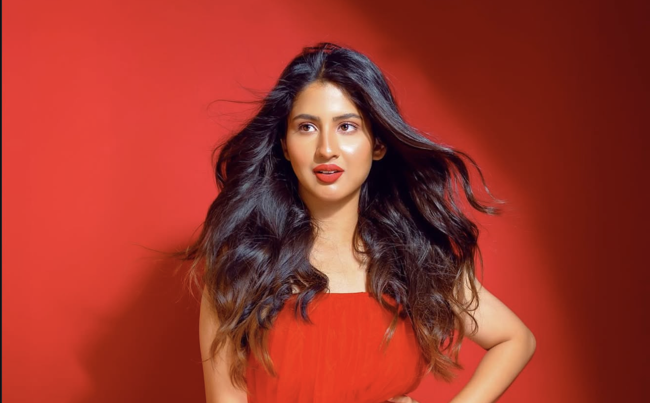 With the New Year Around the Corner, Simron Upadhyay Reflects on Christmas Memories and Hopes Ahead