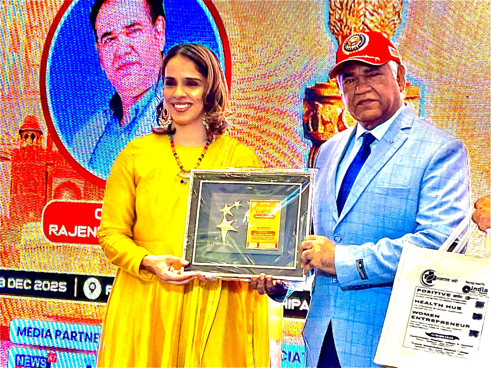 Padma Bhushan Awardee Saina Nehwal Honours Filmmaker Kumar Raj with Inspiring Indians Award